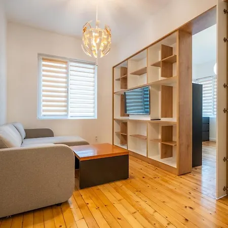 公寓 Simple & Spacious 2 Bdr In Prime Location *