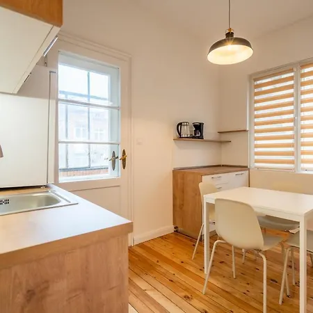 公寓 Simple & Spacious 2 Bdr In Prime Location 索菲亞