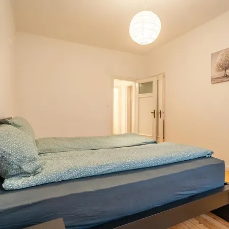 公寓 Simple & Spacious 2 Bdr In Prime Location