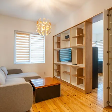 Simple & Spacious 2 Bdr In Prime Location 公寓 索菲亞