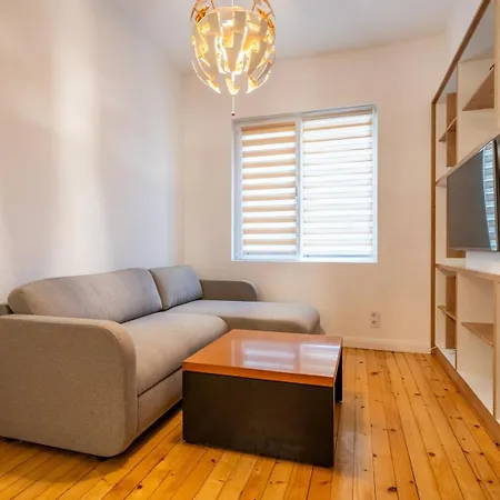 公寓 Simple & Spacious 2 Bdr In Prime Location *