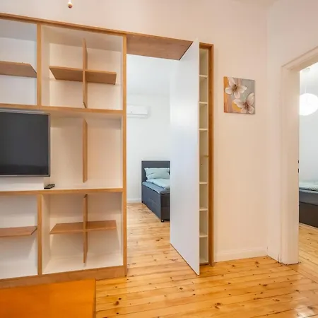 公寓 Simple & Spacious 2 Bdr In Prime Location *