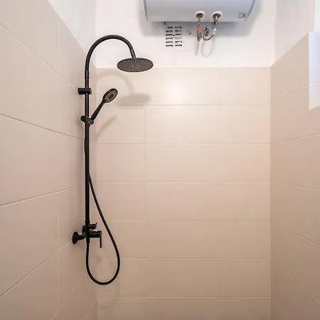 Simple & Spacious 2 Bdr In Prime Location 公寓 索菲亞